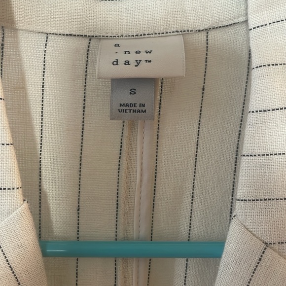 Light weight blazer - Picture 2 of 2